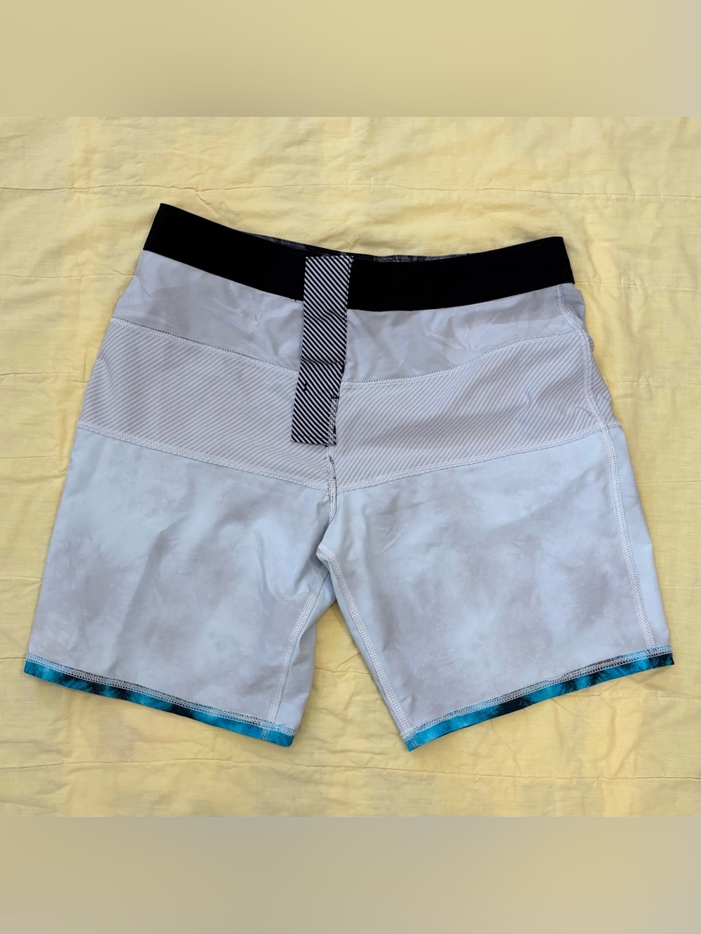 EUC Billabong Platinum X Tribong Boardshorts, Men Size 33, Surf Swim - Picture 13 of 16
